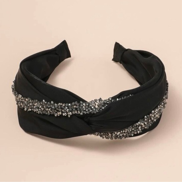 Accessories - Stunning New Beaded Black and Silver Headband - Add Elegace to Any Outfit!